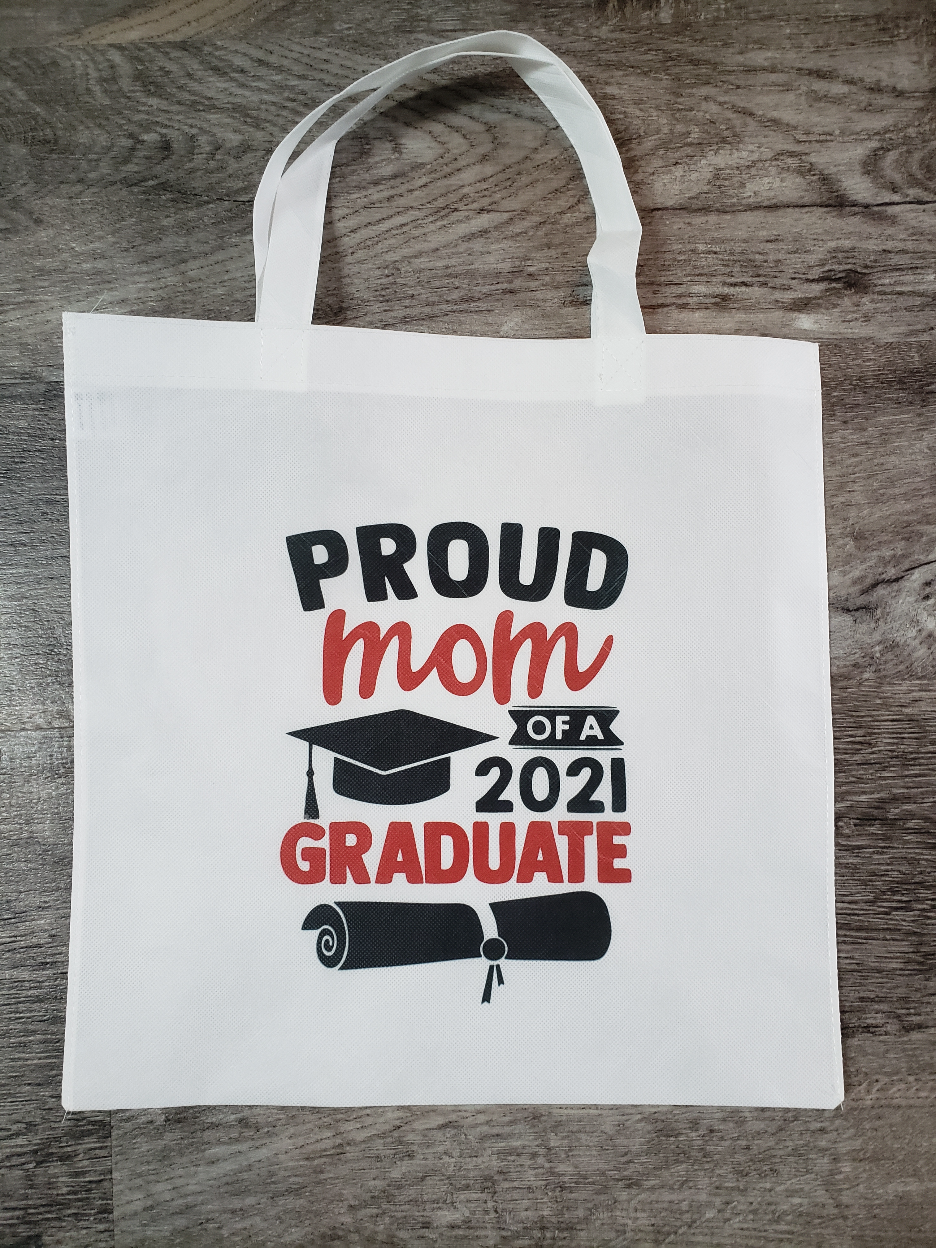 Proud Mom of a 2021 Grad Reusable Bag